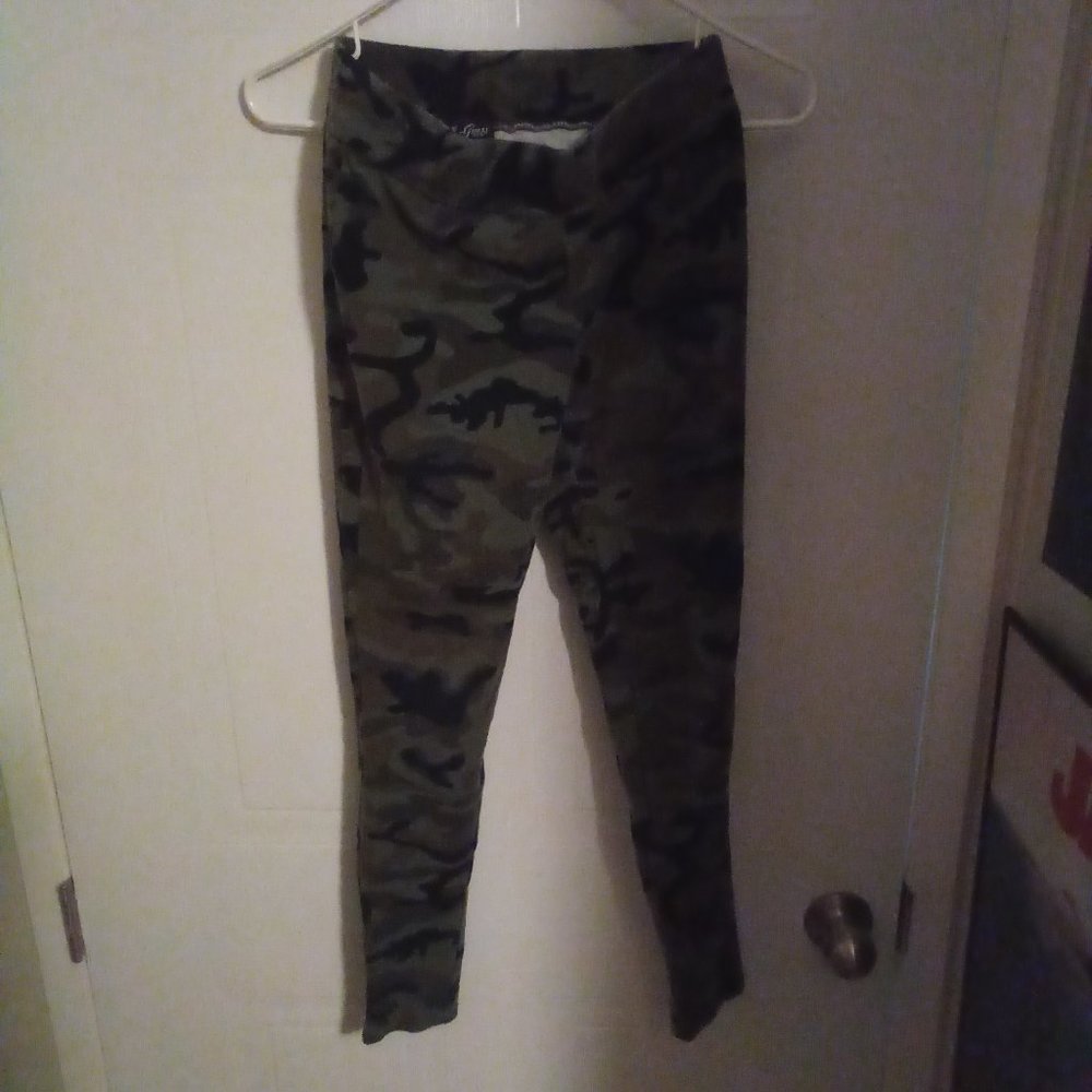Guess Camo Girls